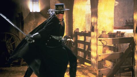 the-mask-of-zorro-1600_900_0.jpg